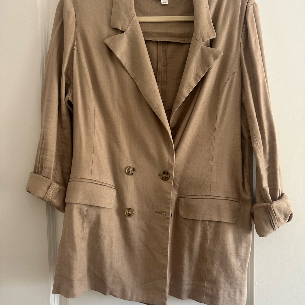 Women's Double-Breasted Linen Blazer
